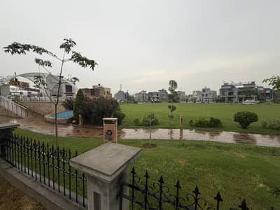 3.275 MARLA PLOT FOR SALE HOT LOCATION
