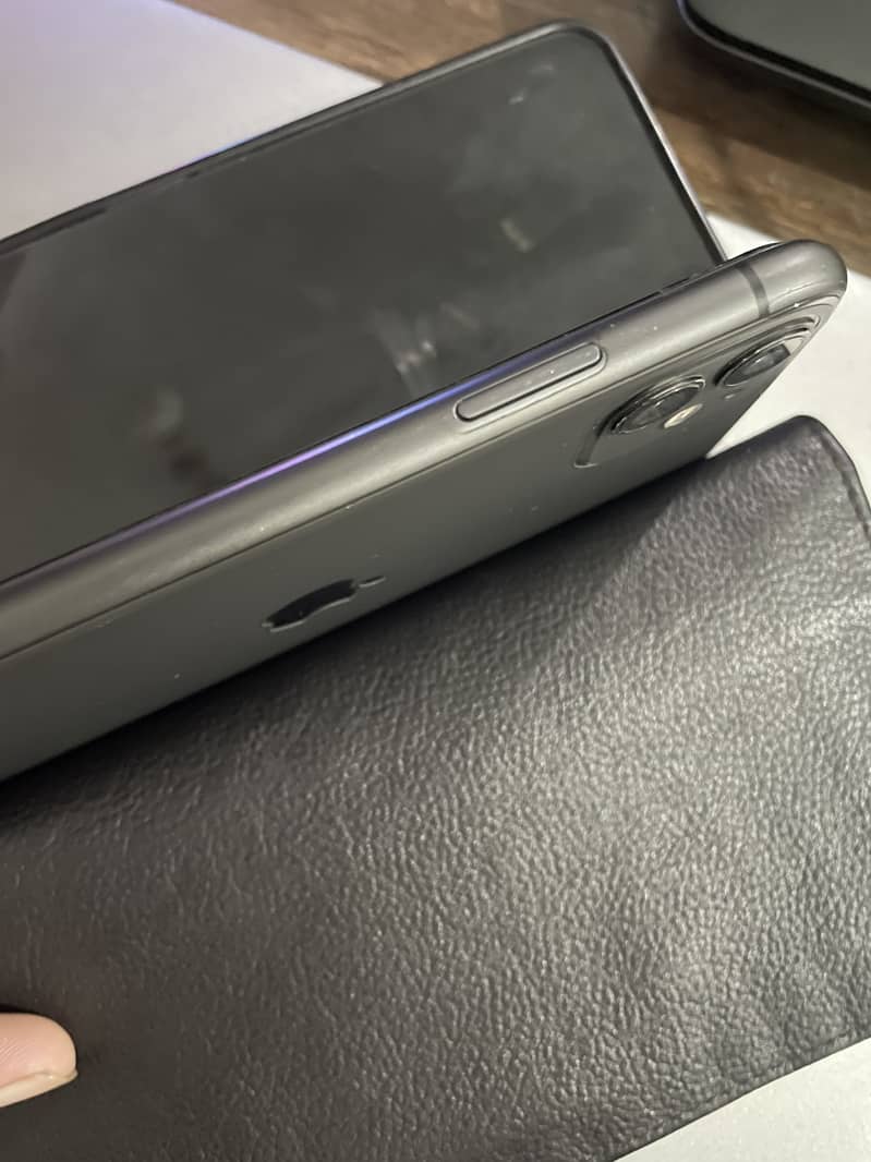 Apple iPhone 11 2