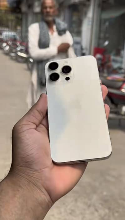 Apple iPhone 15 Pro Max