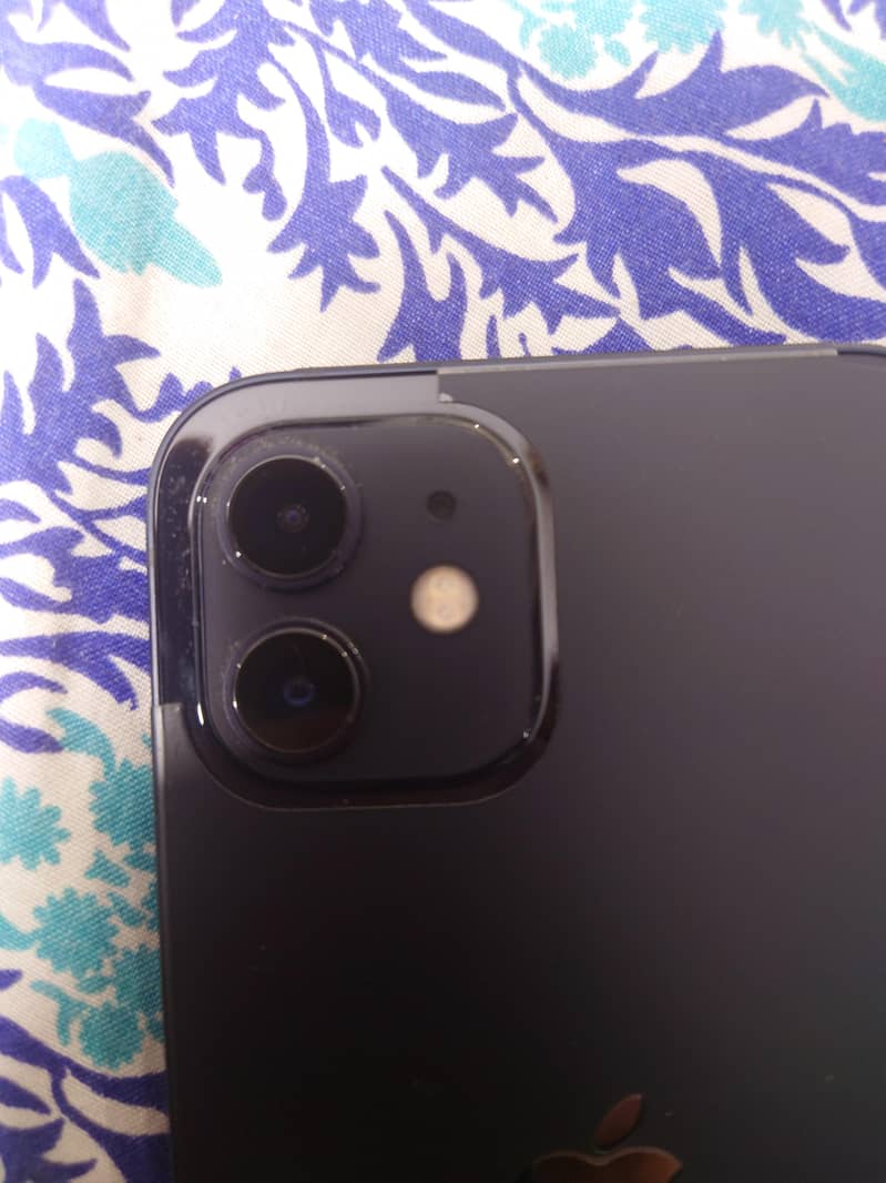 Apple iPhone 12 5