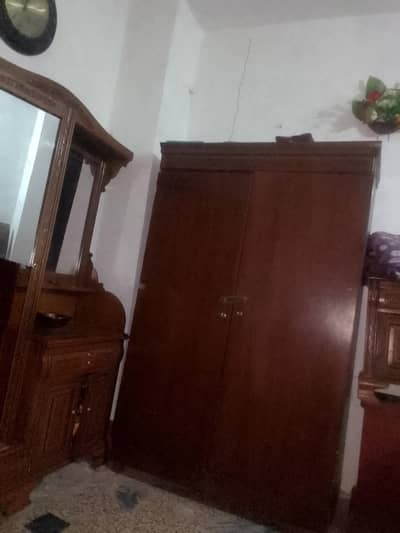 Room ka samaan h for sale