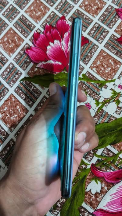 Vivo S1