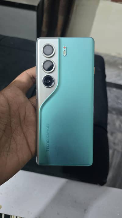 tecno AI