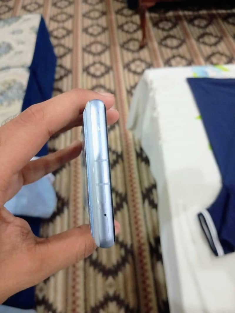 Google Pixel 7a 5