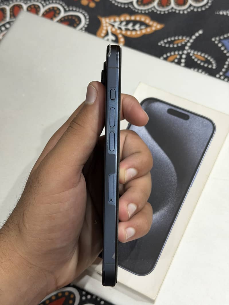 Apple iPhone 15 Pro 1