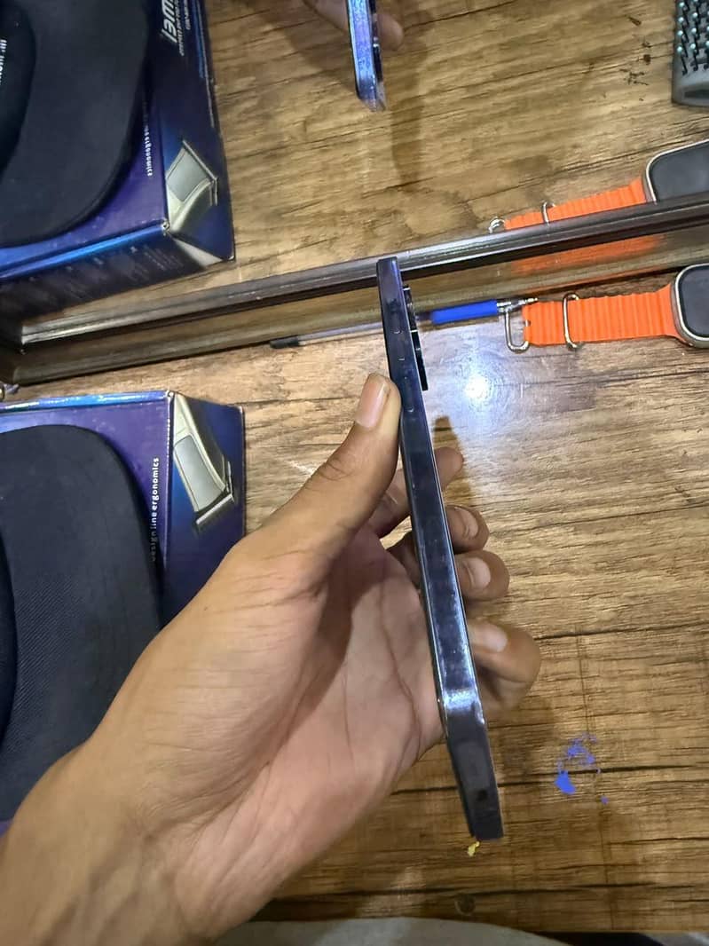 Tecno CAMON 20 3