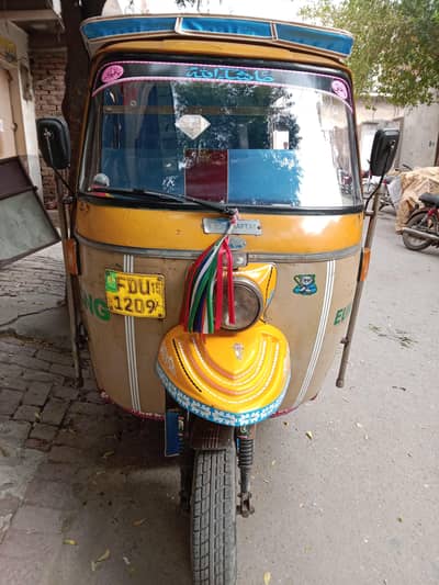 TEZRAFTAR RIKSHAW
