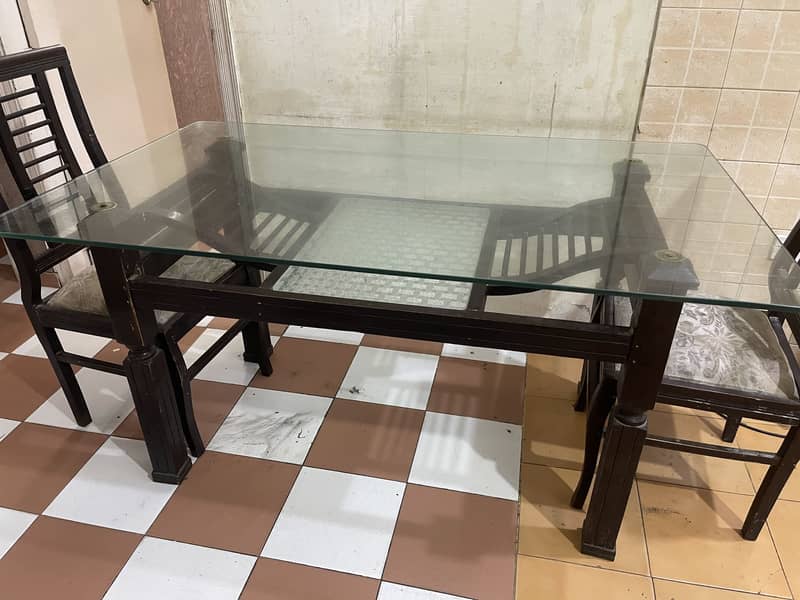 6 seater dining table 0
