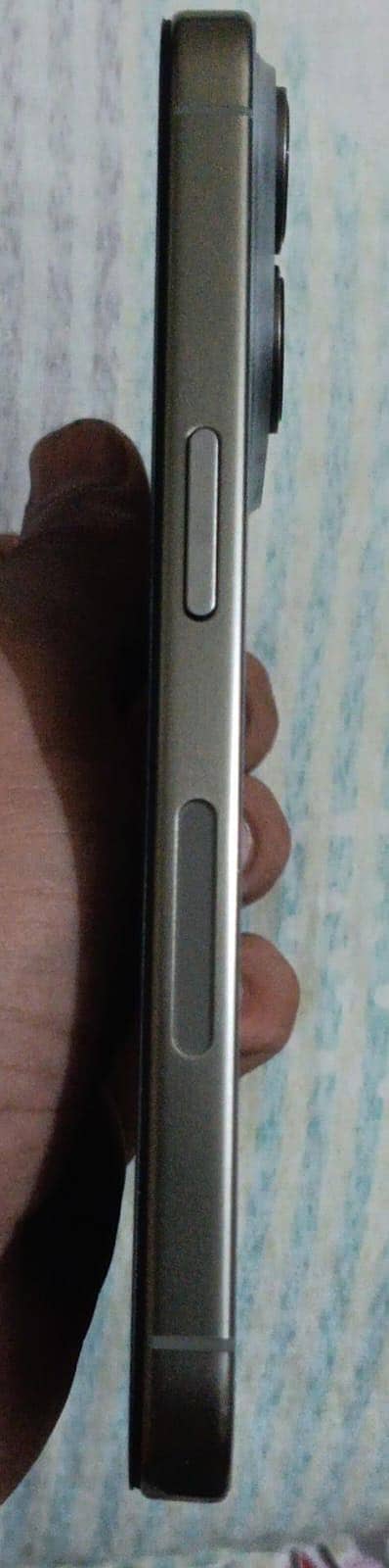 Apple iPhone 15 Pro
