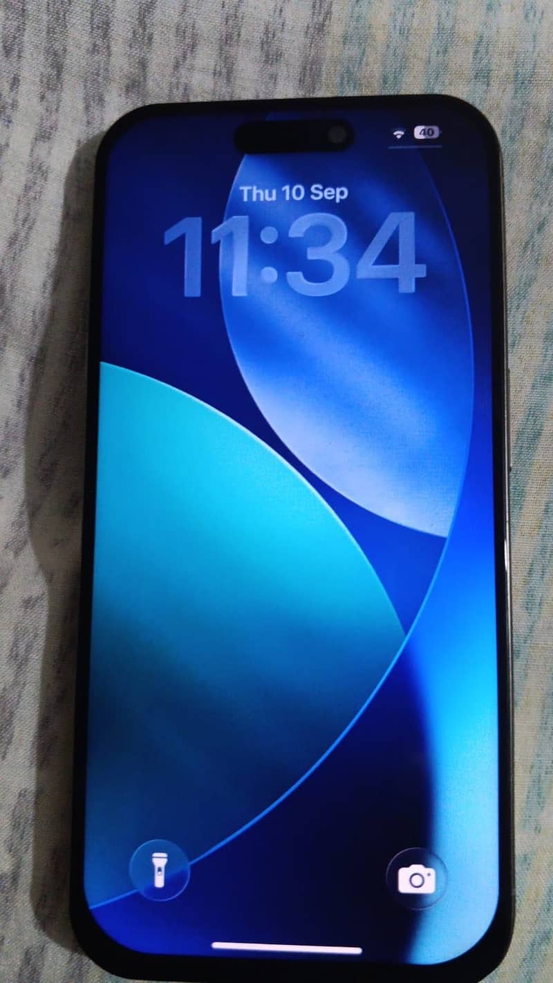 Apple iPhone 15 Pro 3