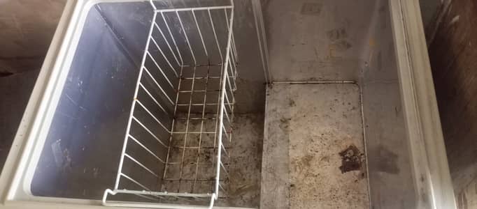 Deep freezer in very good running condition