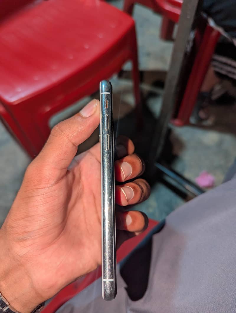 Apple iPhone X 2