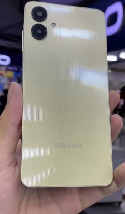 Samsung Mobile A06