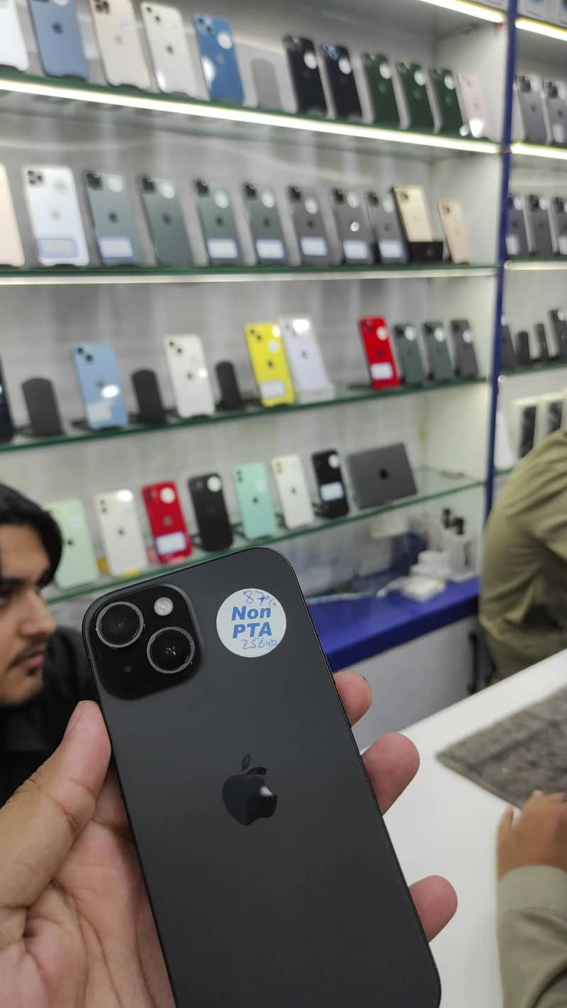 Apple iPhone 15 0