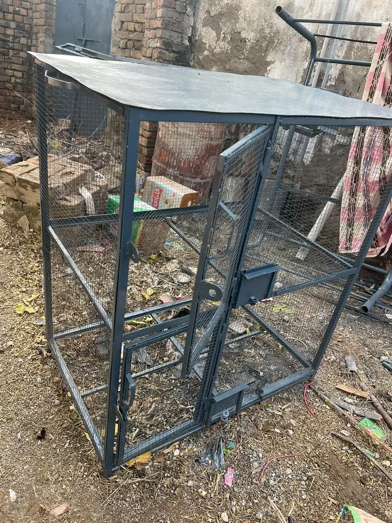 new metal cage — photo 2