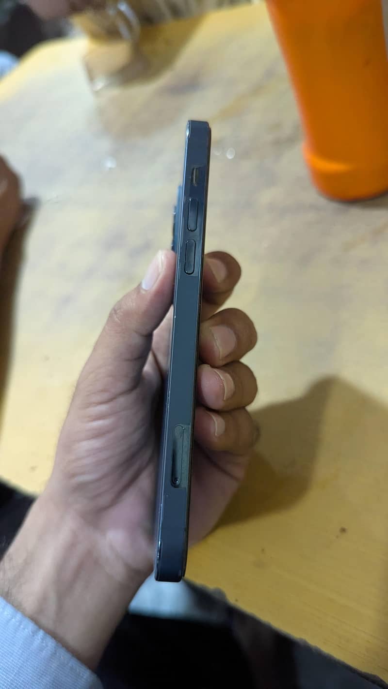 Apple iPhone 12 Pro 3