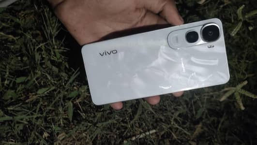 Vivo Y400