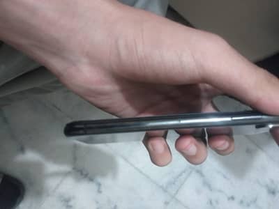 Apple iPhone XS