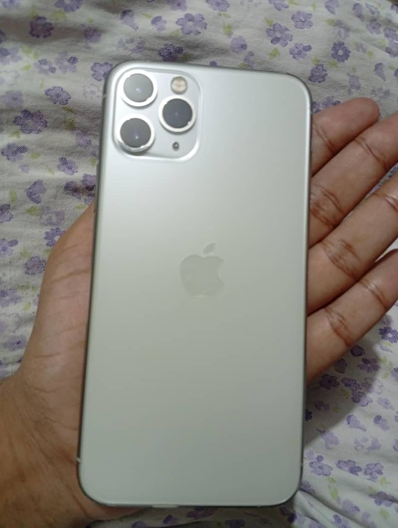 Apple iPhone 11 Pro 0