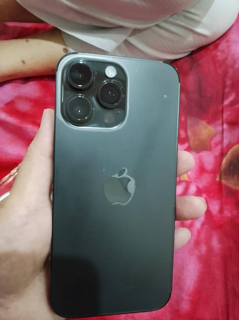Apple iPhone 14 Pro Max 0