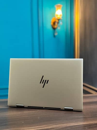 hp envy 15 | i5 11 Gen | 8gb/256gb | Touch x360 15inchs