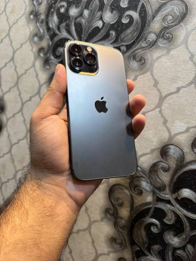 Apple iPhone 13 Pro Max urgent sale