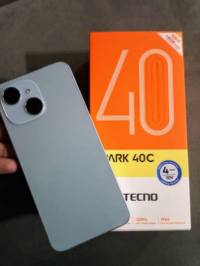 Techno spark 40c for sale 8gb Ram 128gb Rom ha 6000mah khe battery ha