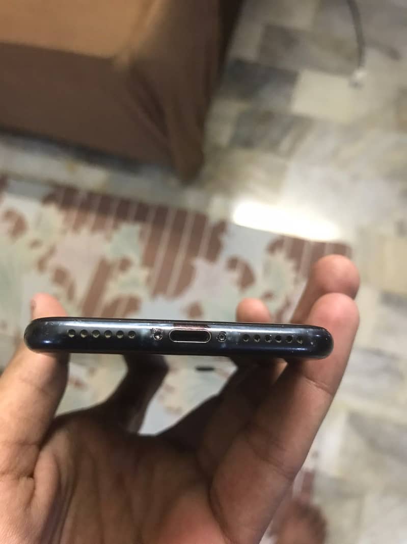 Apple IPhone 7 6