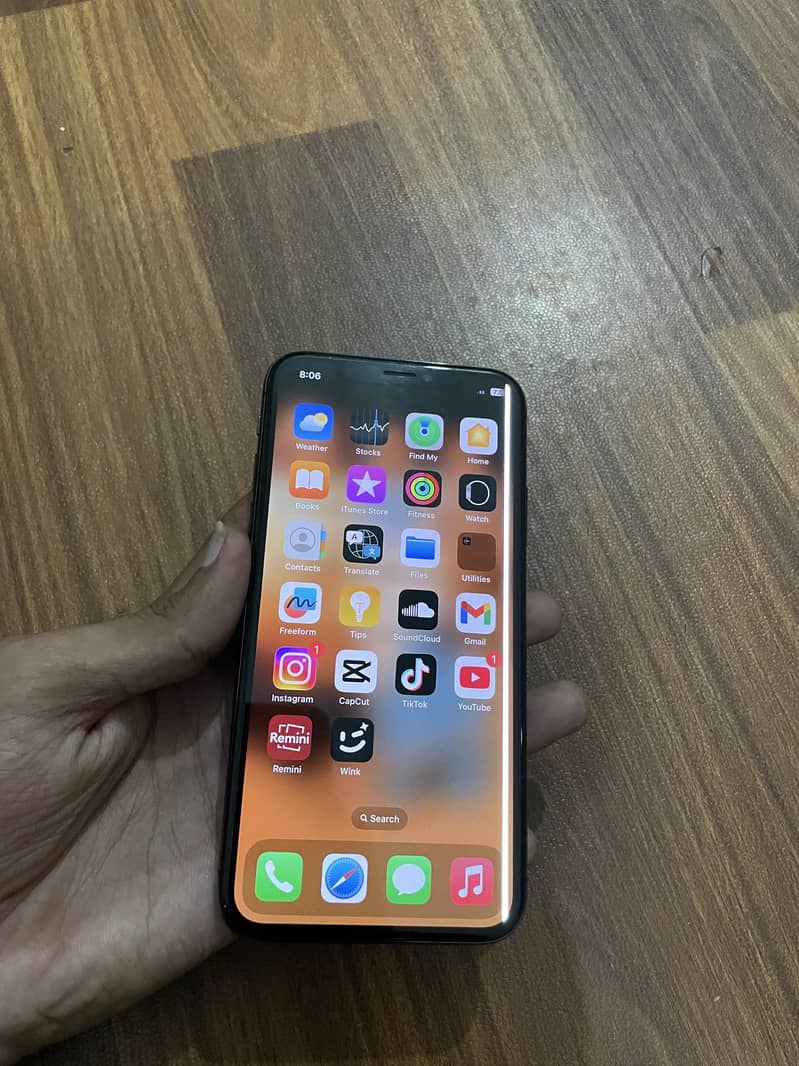 Apple iPhone X 0