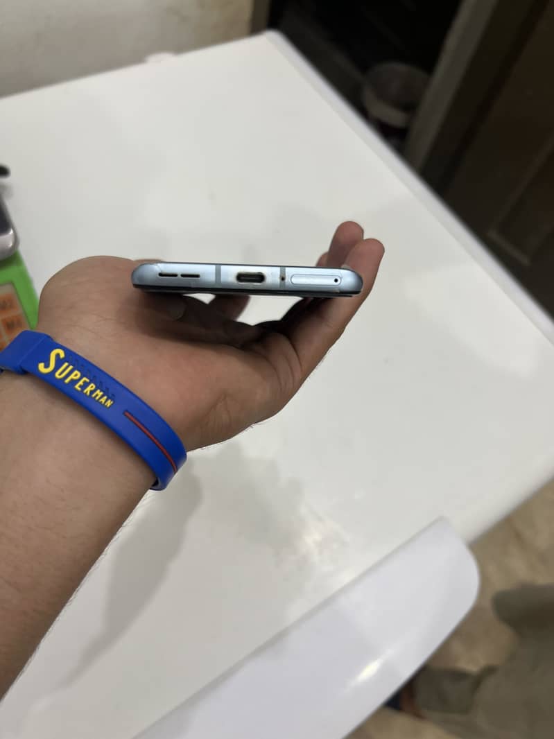 One Plus 9R 4