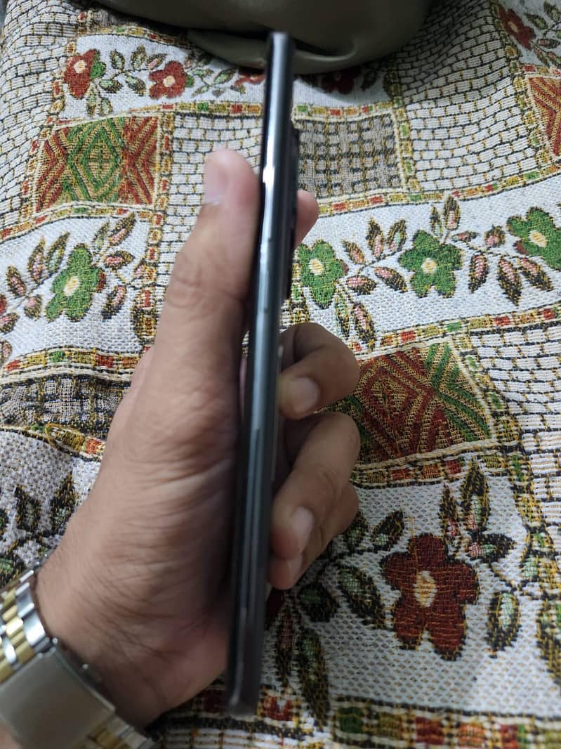 Infinix zero 40 4