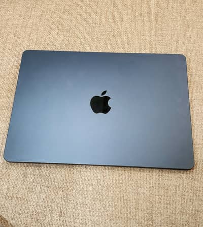 Macboo2 M2 Air 8/256 scratchless