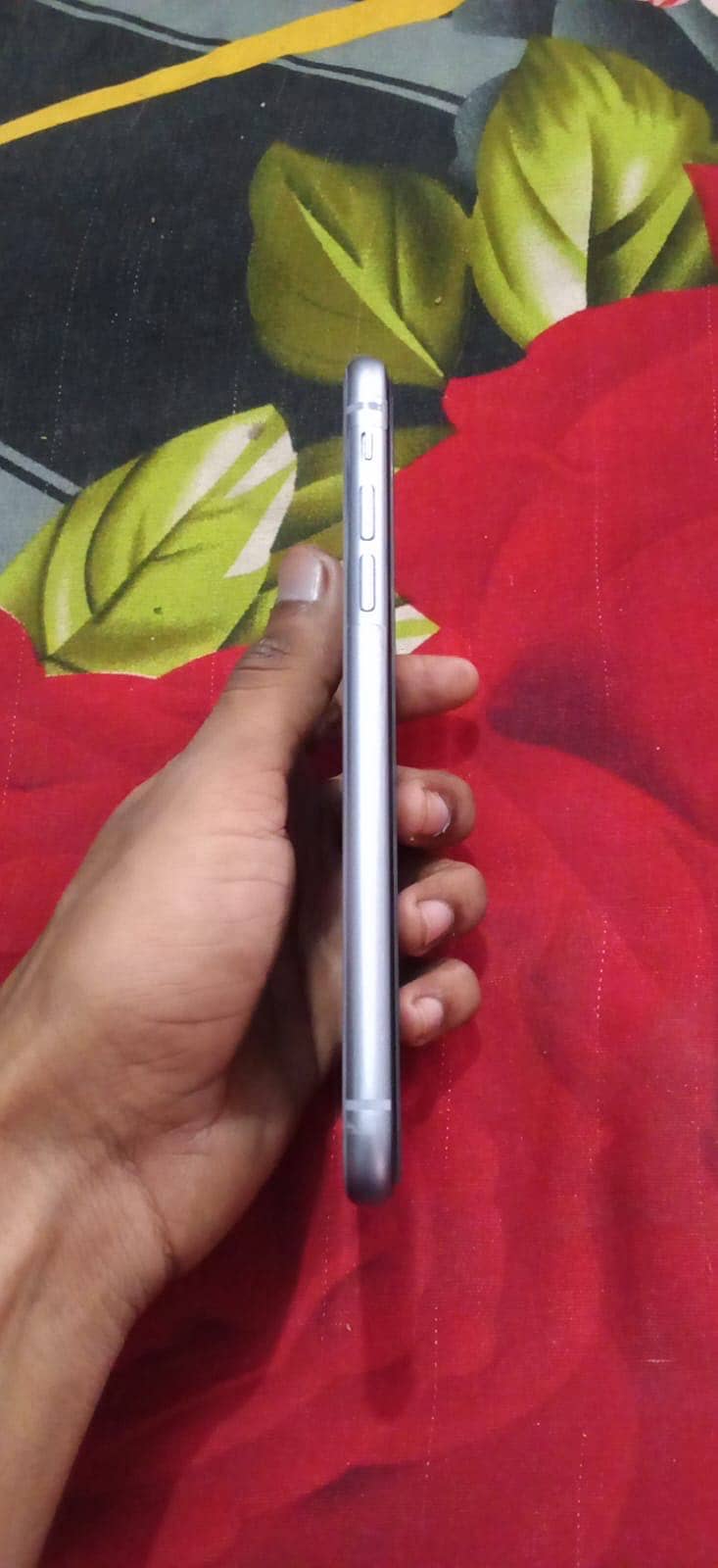 Apple iPhone 11 3