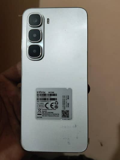 Infinix Hot 60i 10/10 condition silver titanium color