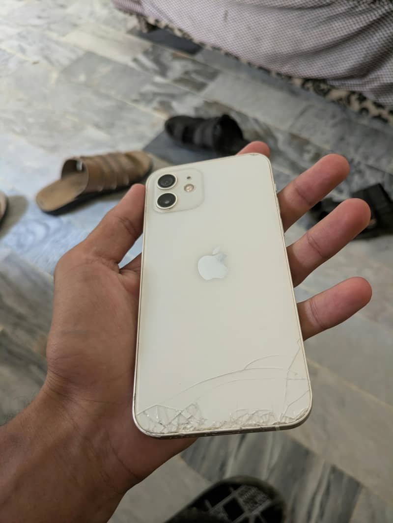 Apple iPhone 12 2