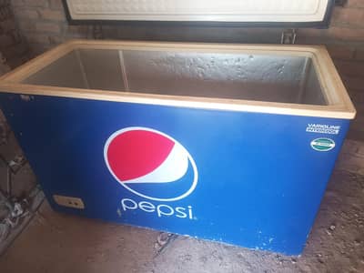 Deep Freezer Pepsi