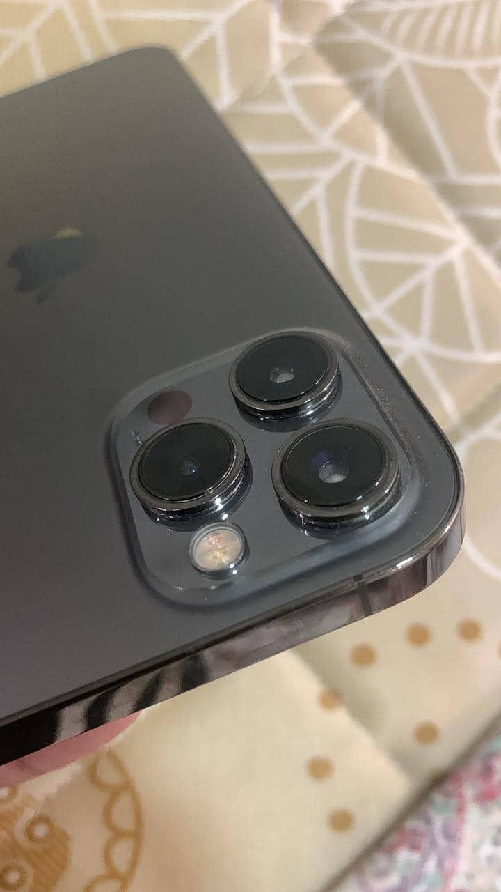 Apple iPhone 12 Pro Max 0