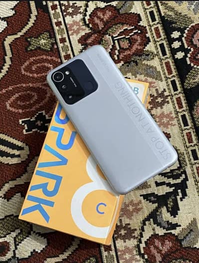 Tecno Spark 8C 2+2 64gb with box and charge condition 10/10