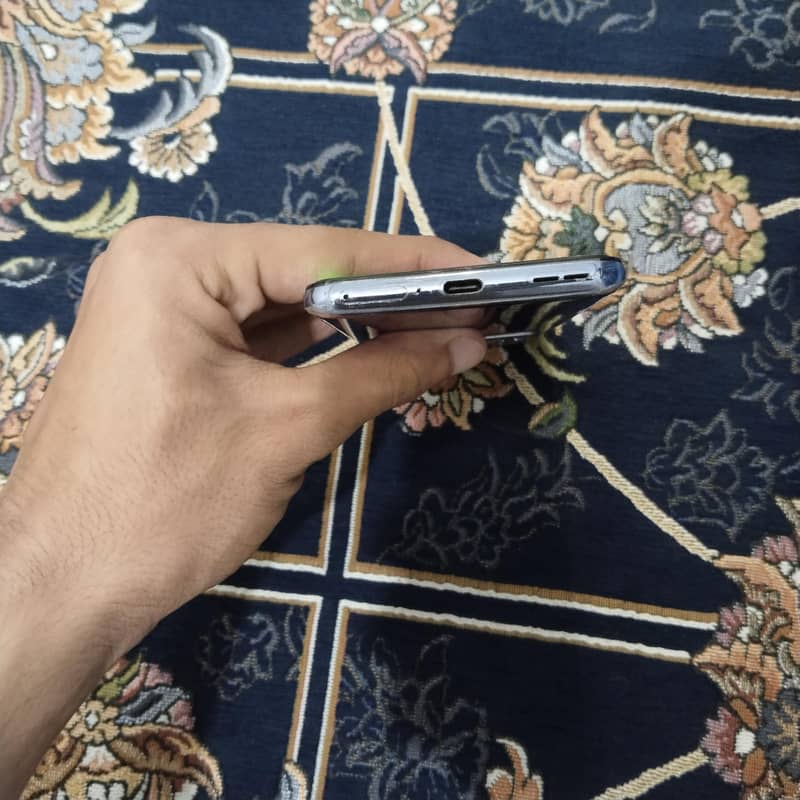 One Plus 9 5g 4