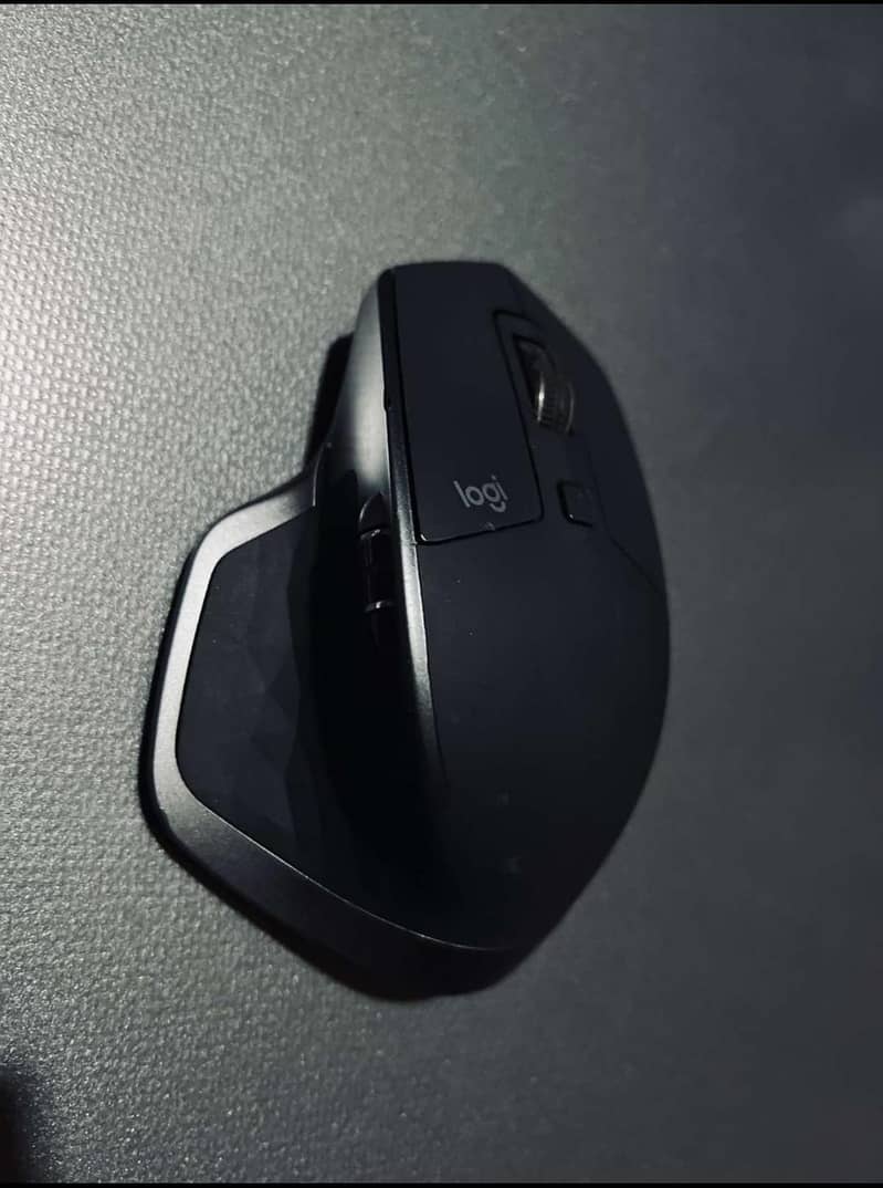 Logitech MX master 2s 0
