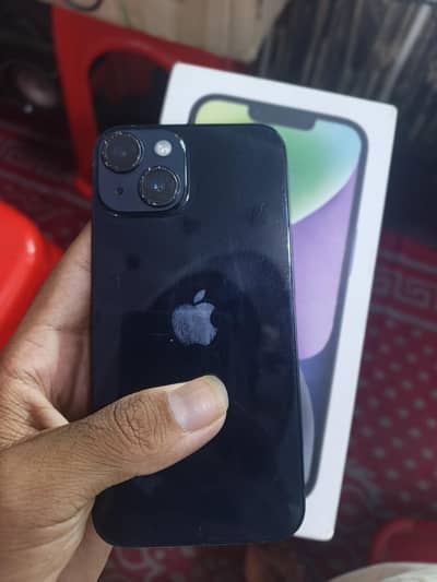 Apple iPhone 14 .