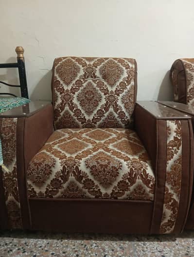 5 seater cushioned sofa set 10/10 condition