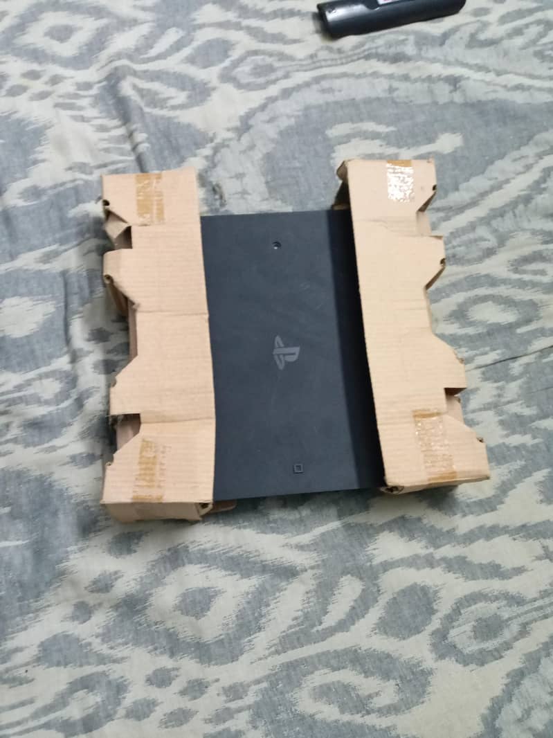 PS4 slim 2