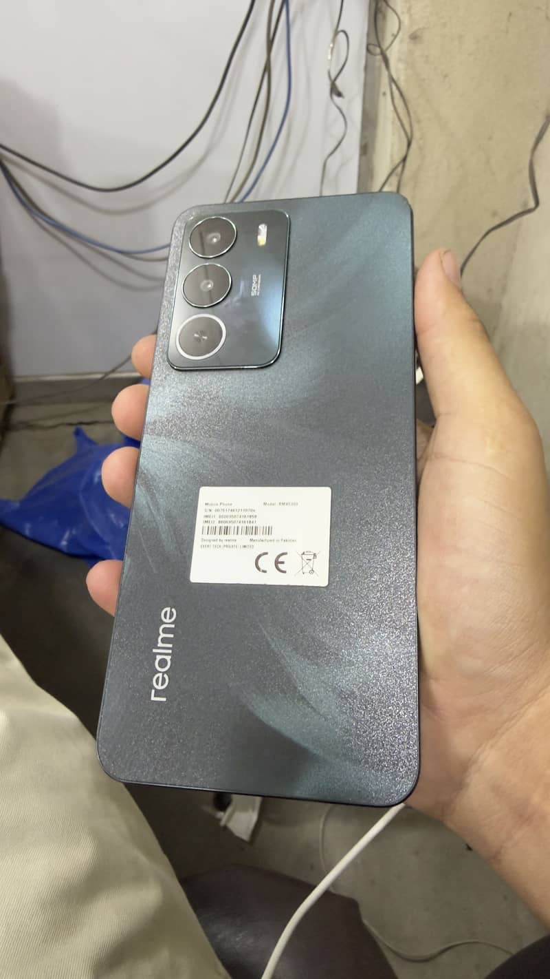 Realme C71 1