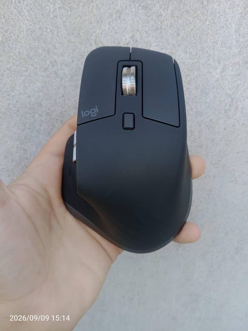 Logitech MX master 3s 1