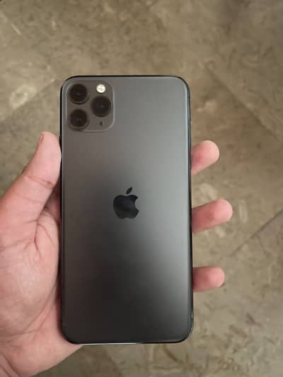 Apple iPhone 11 Pro Max battery change