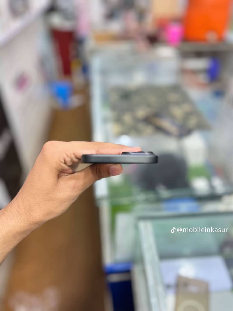 Apple iPhone 15 plus 2