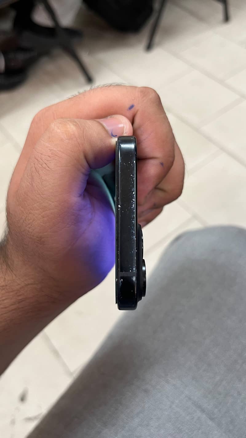 Apple iPhone 15 2