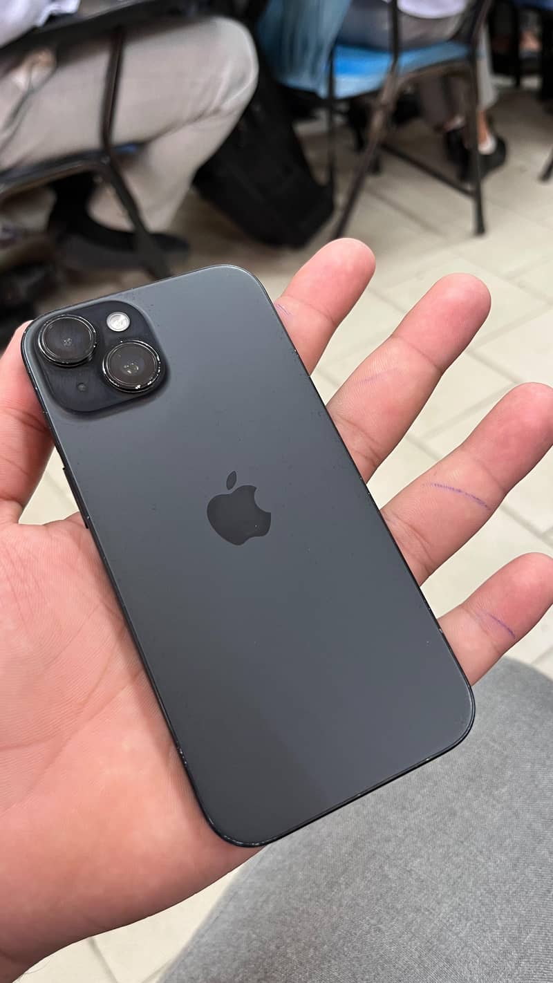Apple iPhone 15 4