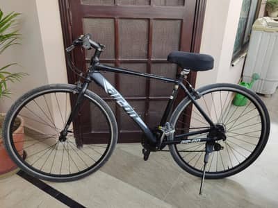 Air on Geared Bicycle | Shimano Gears | 700C | Excellent Condition